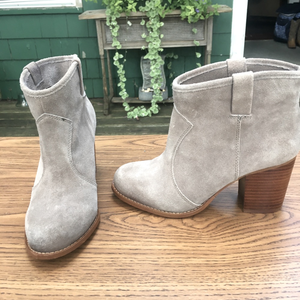 Splendid booties